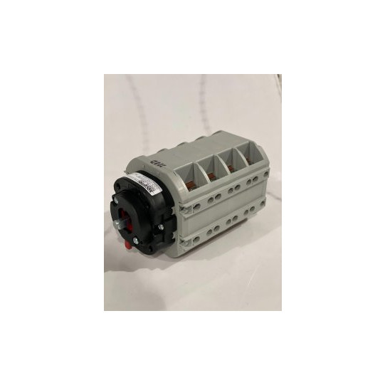 43304110 - COMO CS I-0-II 4P 100A Manual Transfer switch Door Mount - SOCOMEC